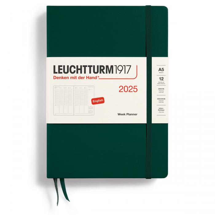 Leuchtturm1917 A5 vertikalt veckouppslag Forest Green 2025