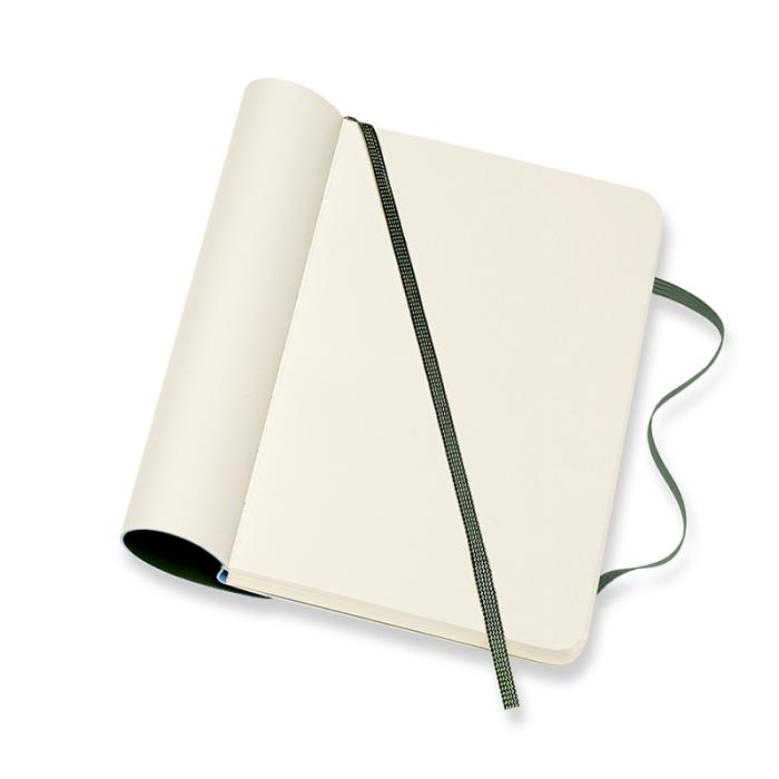 Moleskine Moleskine Classic Soft Pocket Plain Notebook Myrtle Green - Kalenderkungen.se